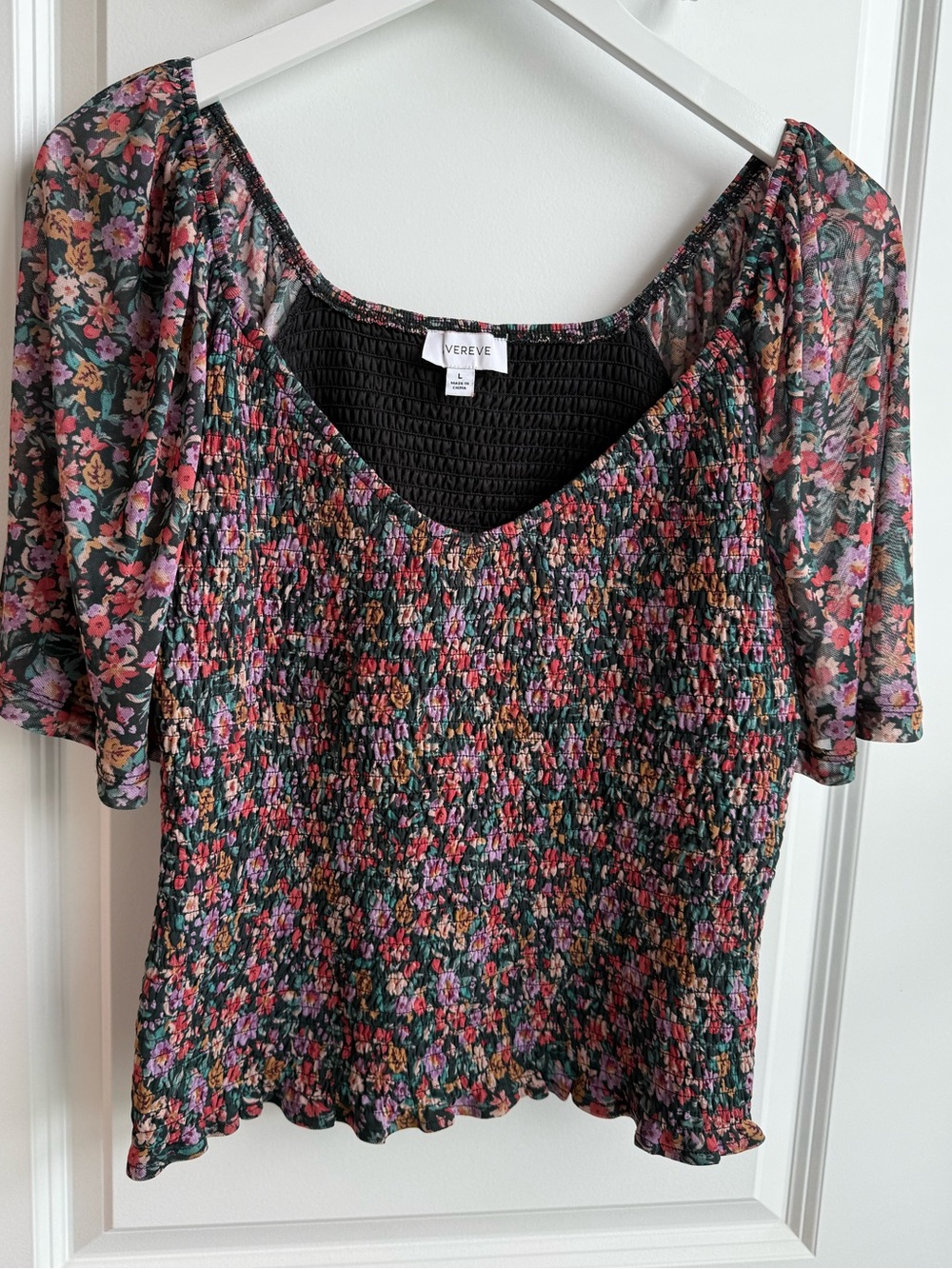 Evereve Smocked Floral Blouse Top Bohemian Preppy Cottagecore Large Stretchy